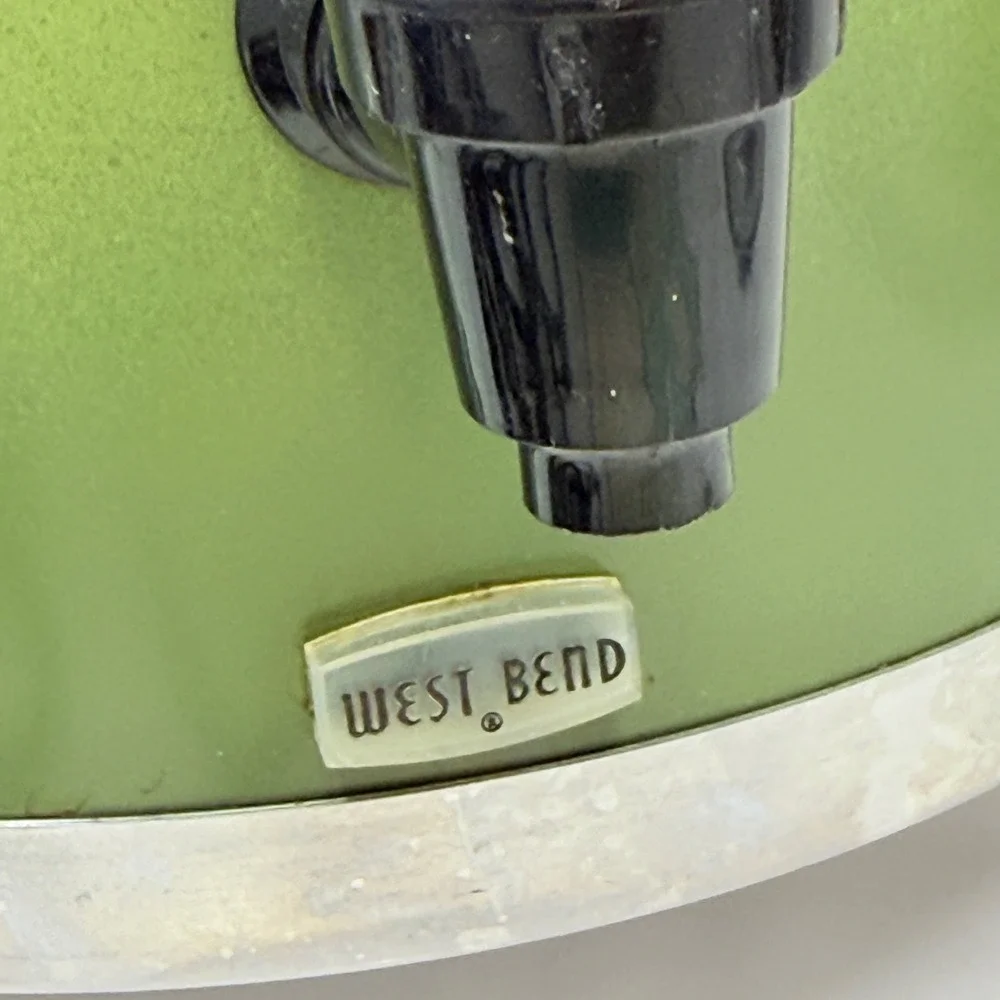 West Bend Westmark Vintage 30 Cup Coffee Maker Percolator Avocado Green 13525